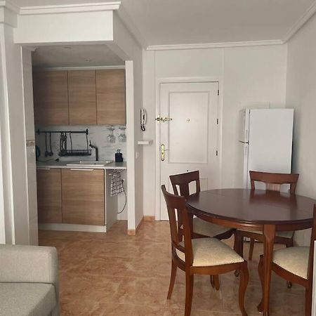 Cozy Apartment 5 Mins To Beach Торевьиа Экстерьер фото